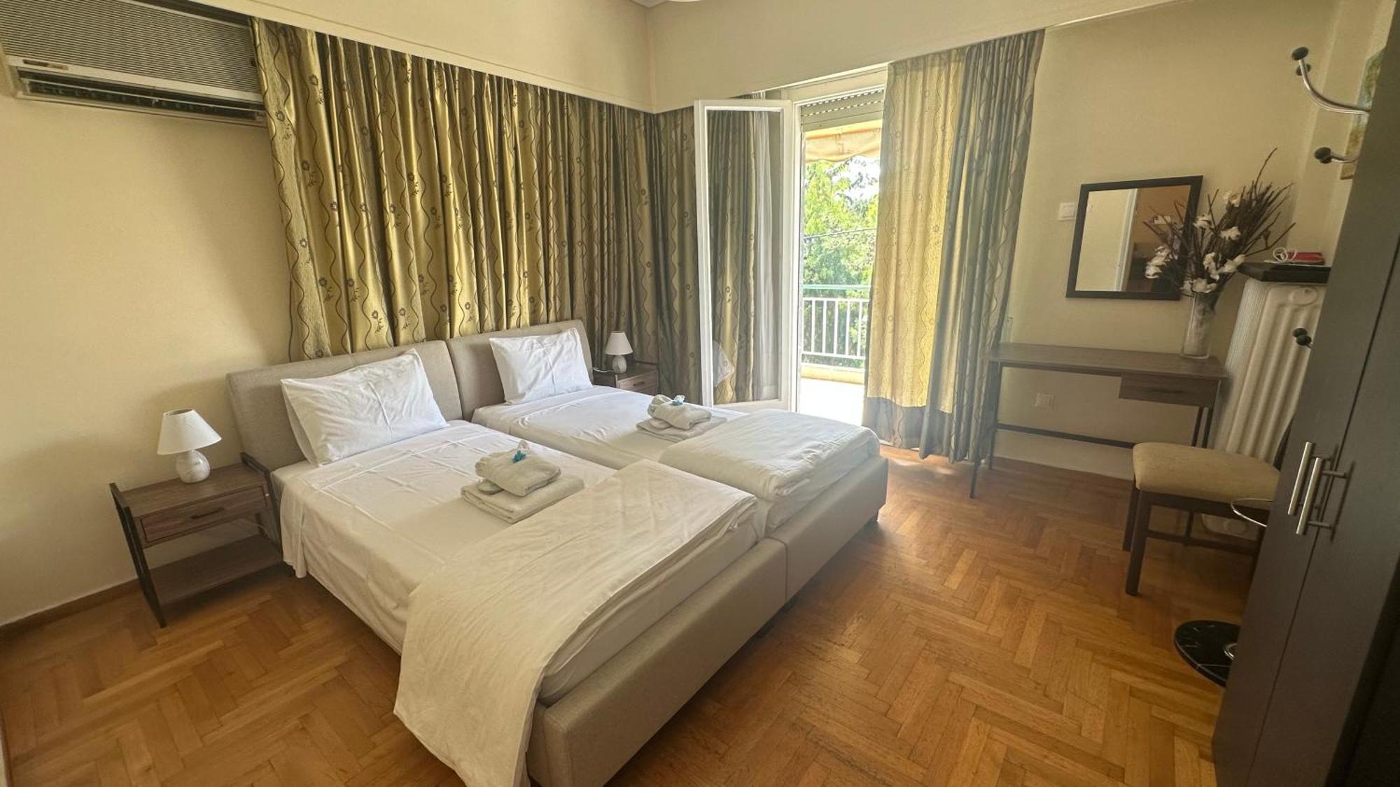 Harokopio Apartment In Атина Екстериор снимка